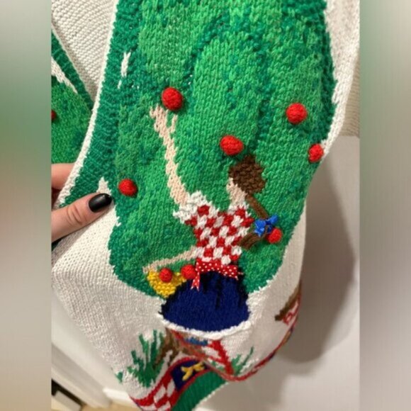 Vintage Women's Sweater with Tree and Apple Design - Picture 7 of 9